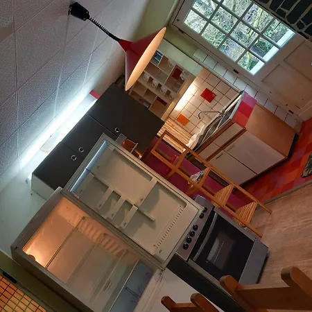 Marcinelle Jardins De La Fontaine Qui Bout Parking Gratuit 3*